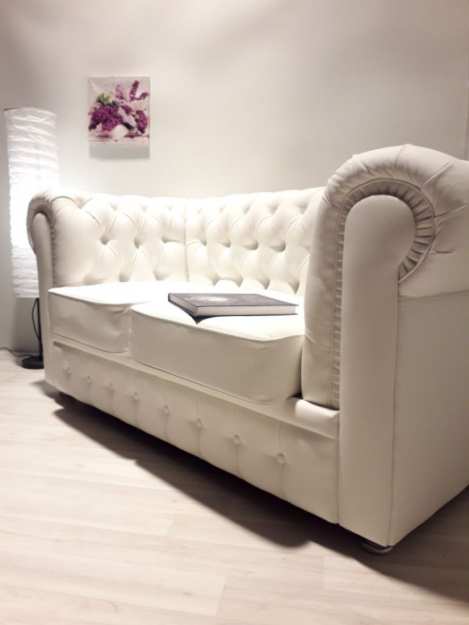 Диван Честер 2- х местный, белый