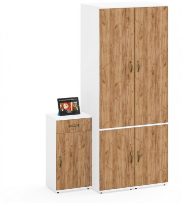 Лидер-8 Пенал МД 23Б + Пенал МД 23Б + Тумба МД 3.15, цвет белый шагрень/крафт золото, ШхГхВ 120х50х190 см., универсальная сборка