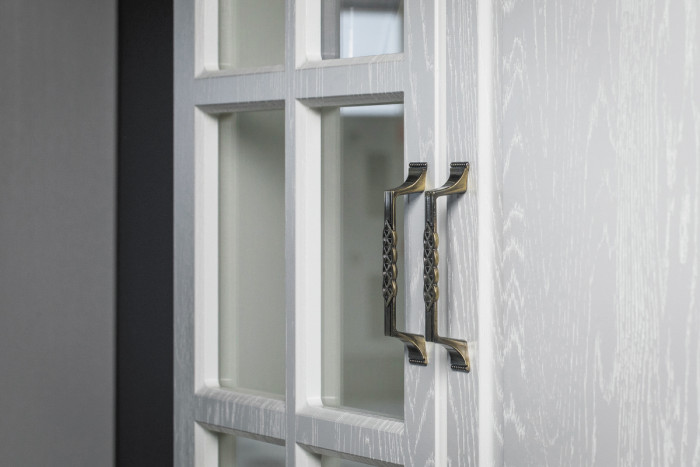 Ливерпуль Набор мебели 1, цвет ясень ваниль/белый, ШхГхВ 240х49,3х220,3 см.(без учёта карниза), ниша для тв 140х49х90 см.